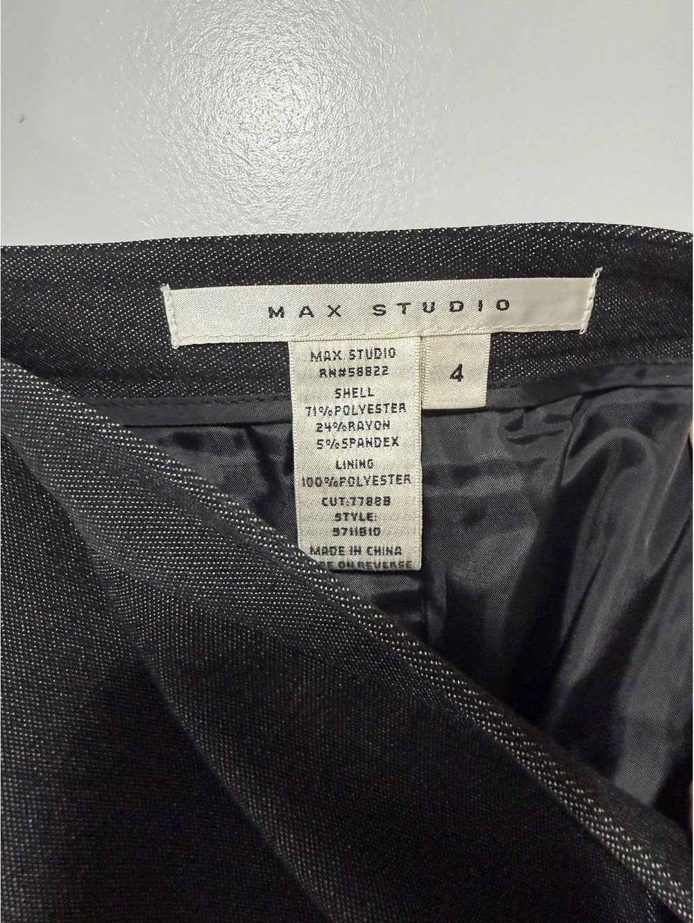 Max Studio Dark Grey School Girl Business Chic Pleated Hem Skirt Size 4